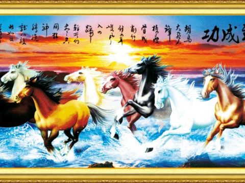 Ý nghĩa của tranh tường bát mã truy phong – mã đáo thành công